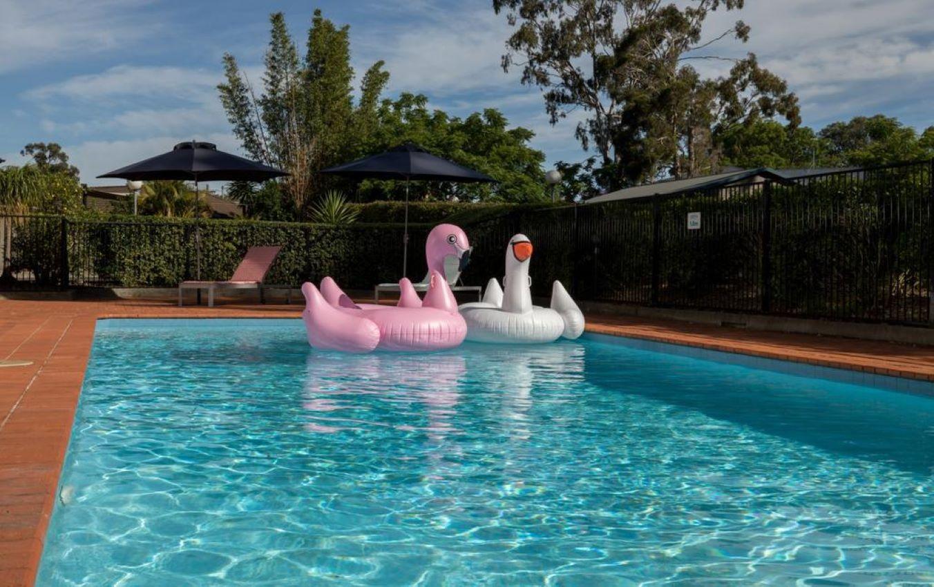 Rydges Bankstown Hotel Bagian luar foto