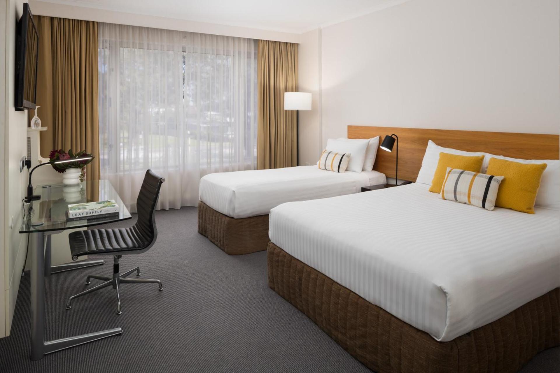 Rydges Bankstown Hotel Bagian luar foto