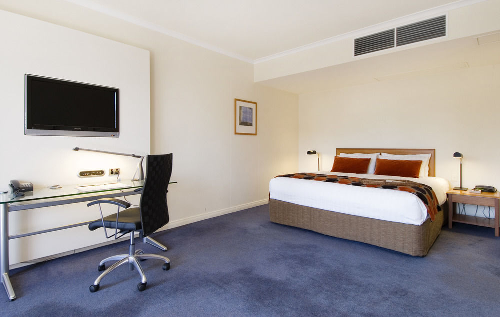 Rydges Bankstown Hotel Bagian luar foto