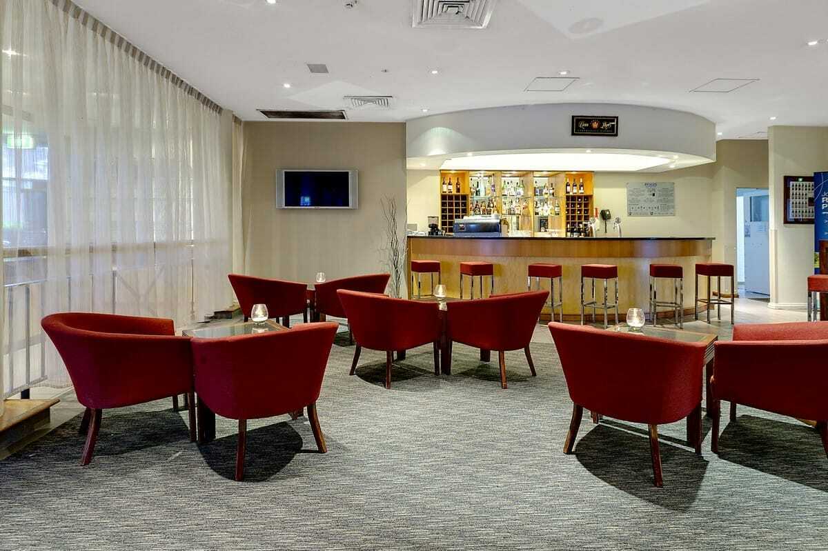 Rydges Bankstown Hotel Bagian luar foto